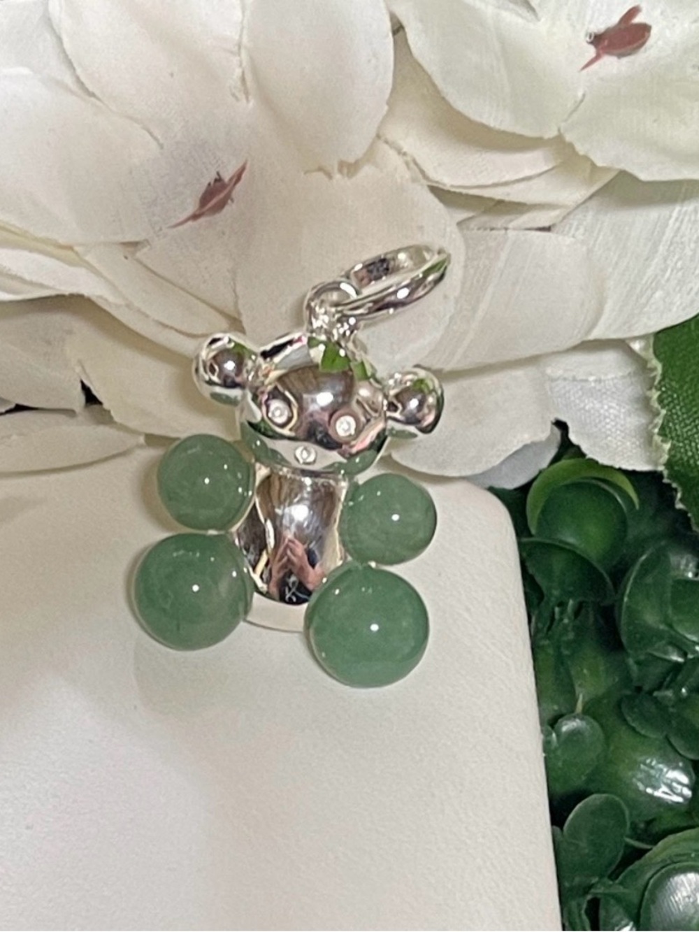 Sterling silver 925 discontinued Bubble pendant. stones are green aventurine